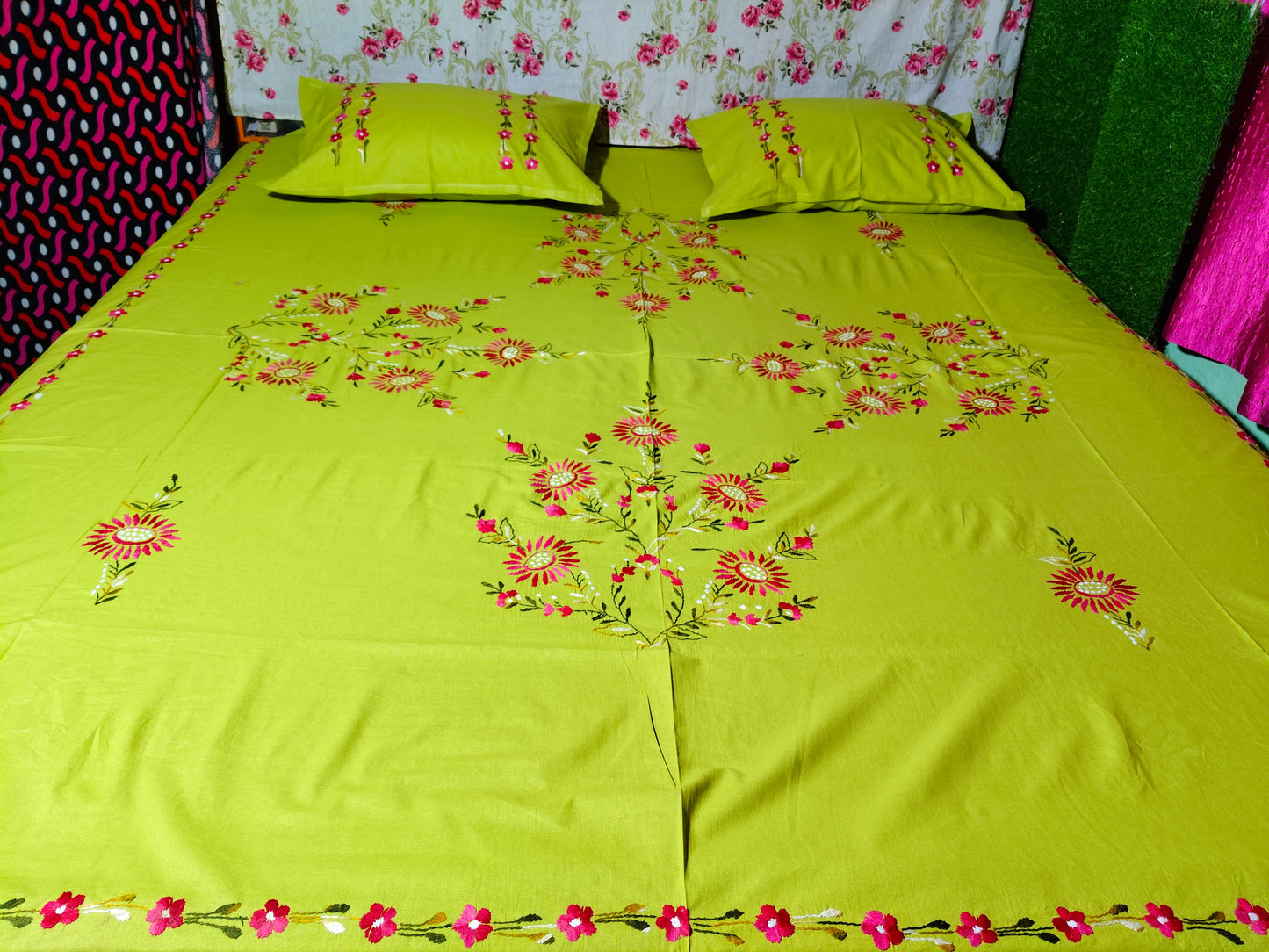 Chikonwala's Hand Embroidered Pure Cotton Bedsheet