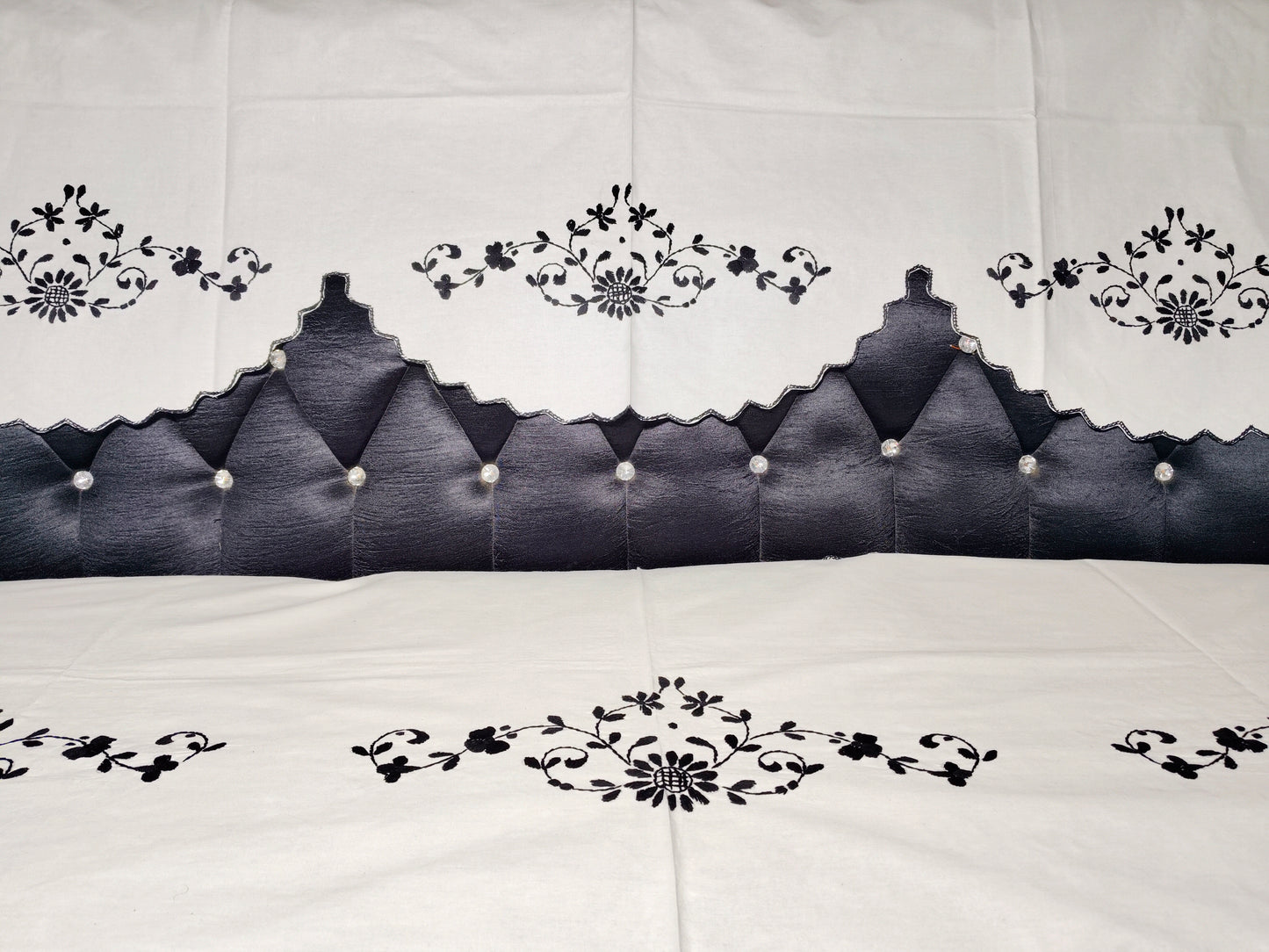 Hand Embroidered Sofa Cover (3+1+1 Seater)