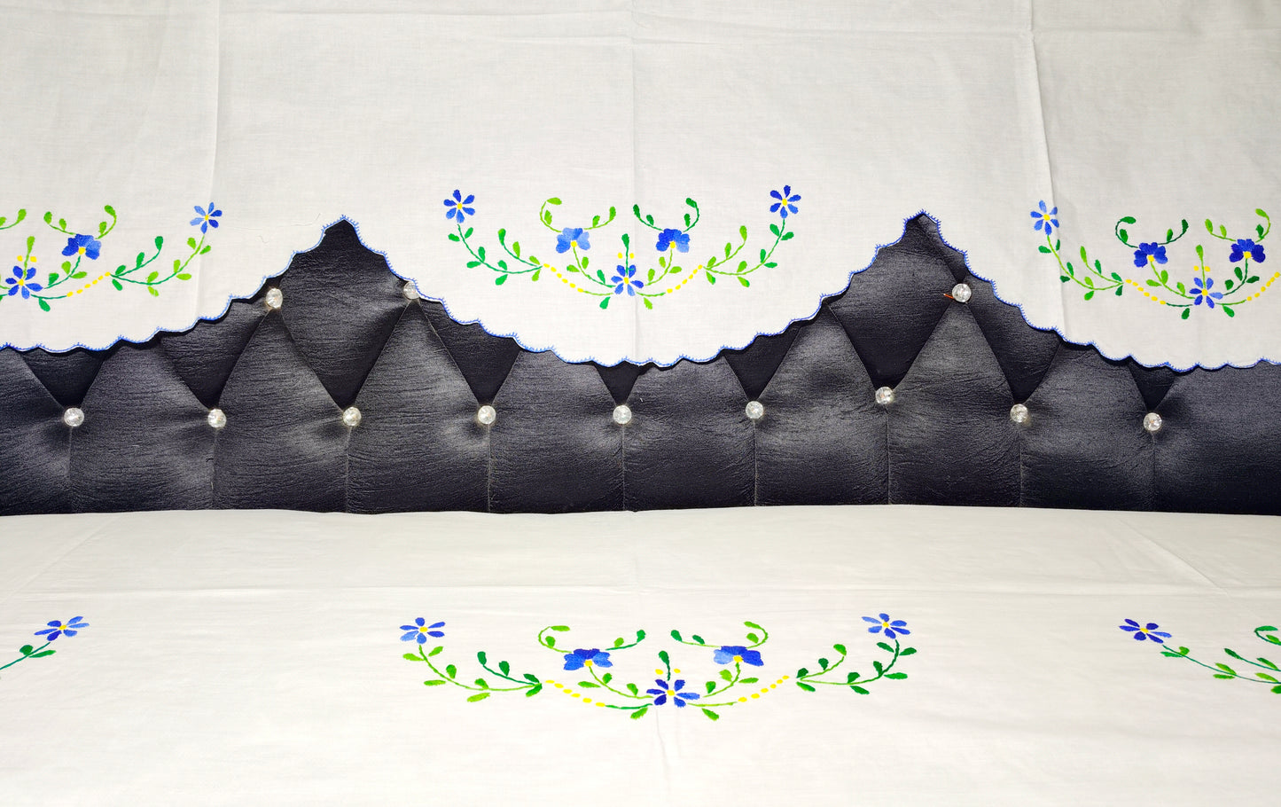 Hand Embroidered Sofa Cover (3+1+1 Seater)