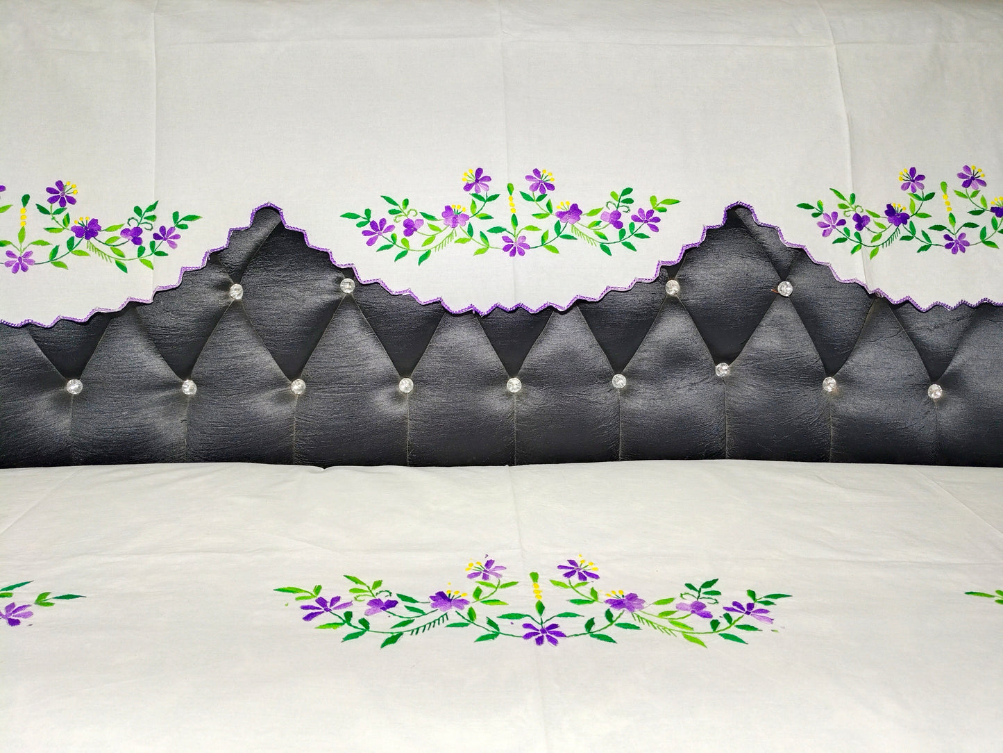 Hand Embroidered Sofa Cover (3+1+1 Seater)