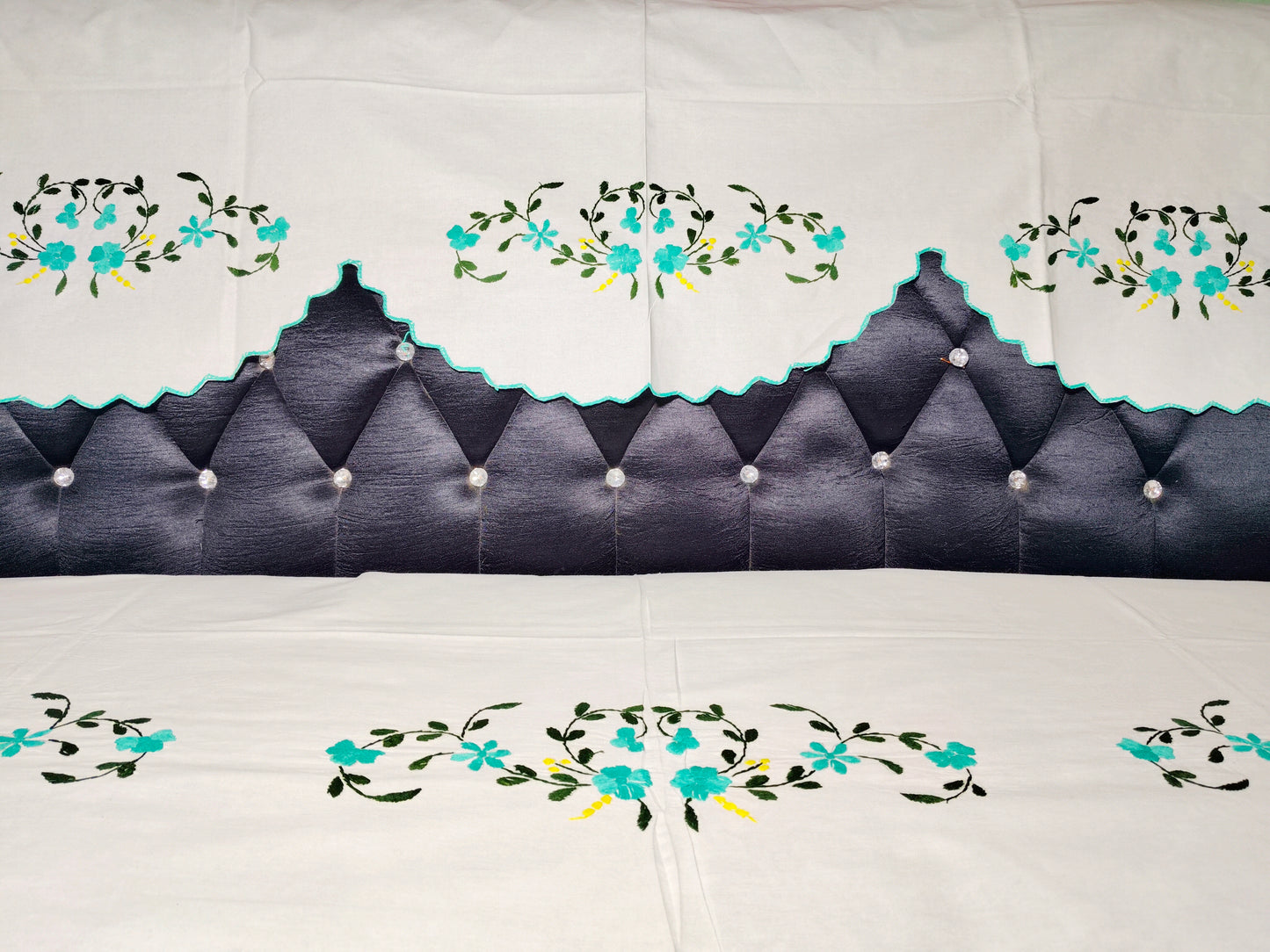 Hand Embroidered Sofa Cover (3+1+1 Seater)