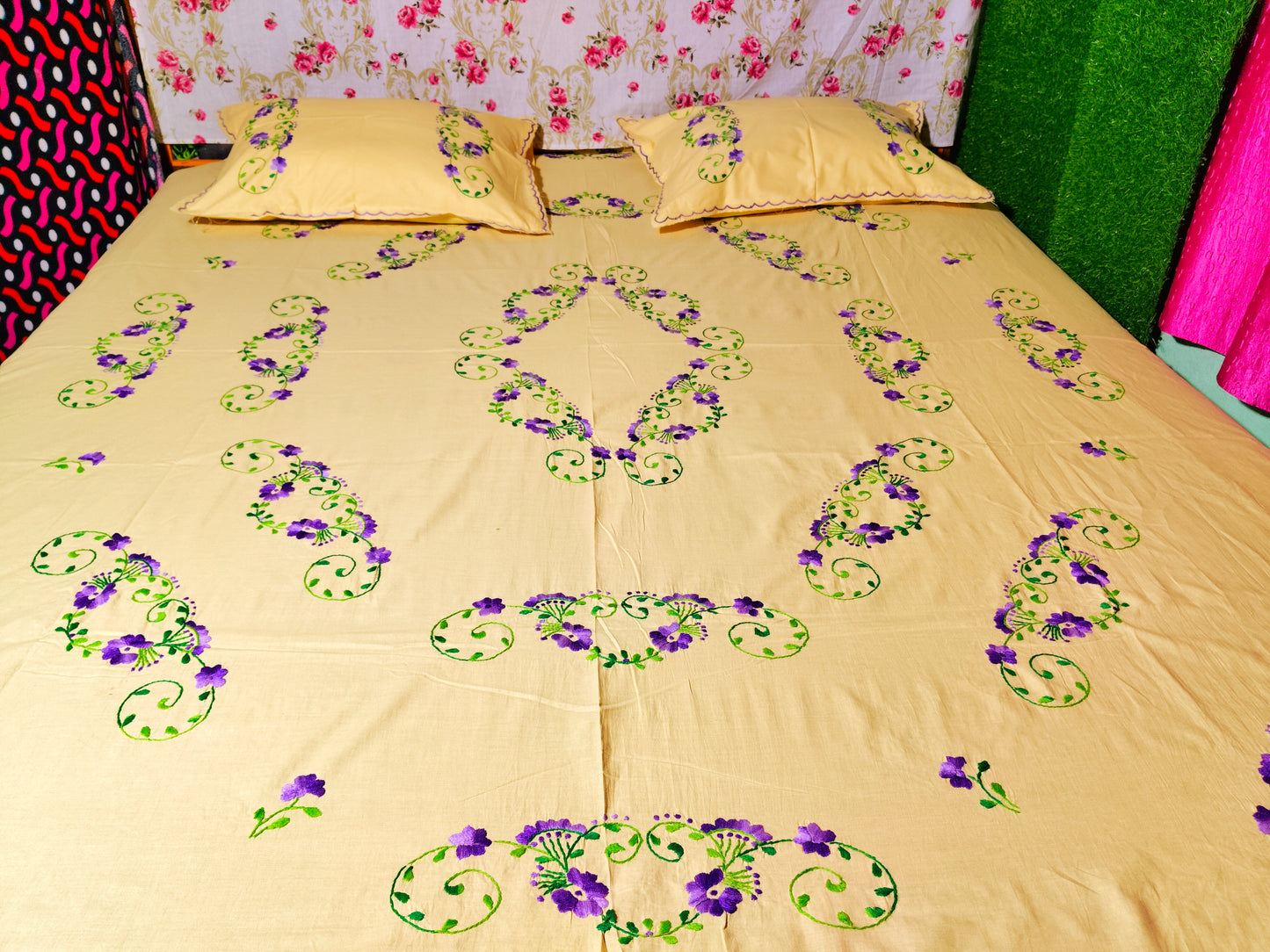 Chikonwala's Hand Embroidered Floral Design Bedsheet