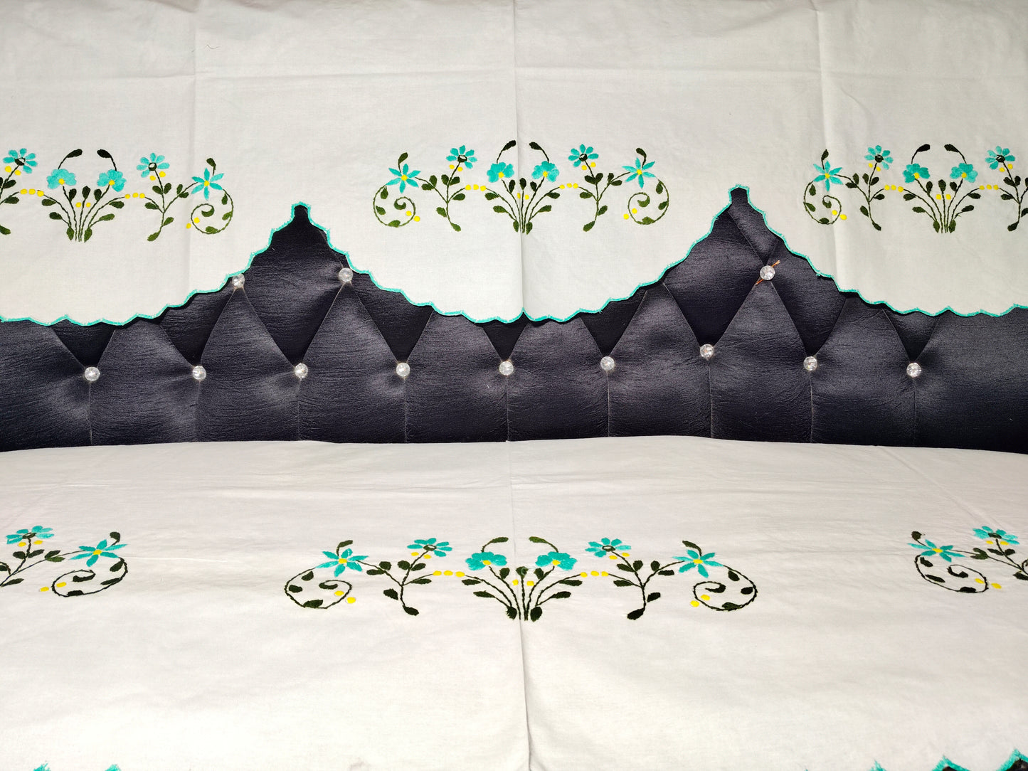 Hand Embroidered Sofa Cover (3+1+1 Seater)