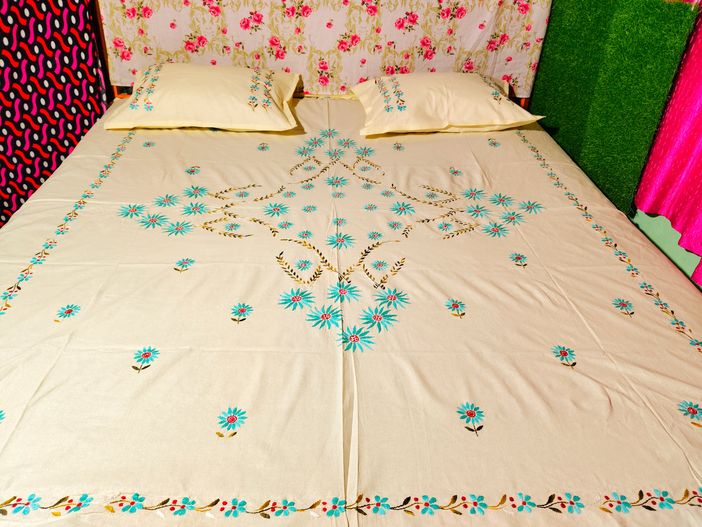 Chikonwala's Hand Embroidered Floral Design Bedsheet