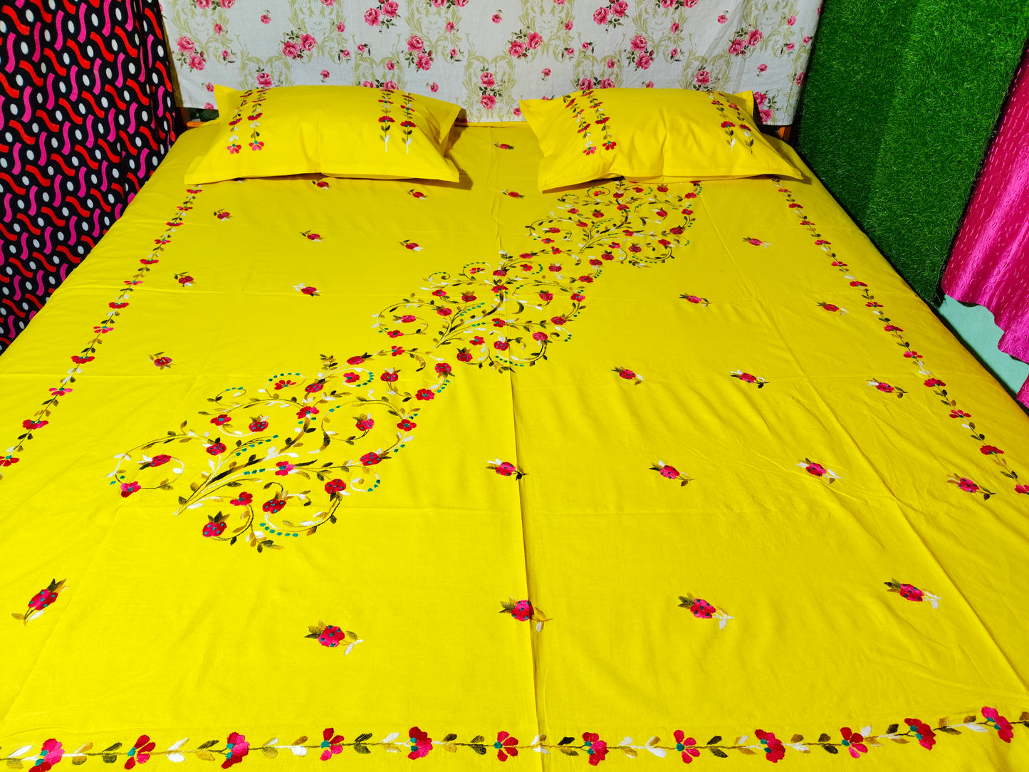 Chikonwala's Hand Embroidered Floral Design Bedsheet