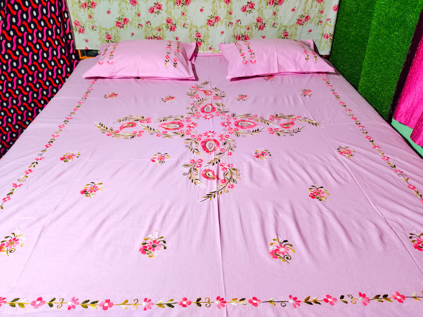 Chikonwala's Hand Embroidered Floral Design Bedsheet