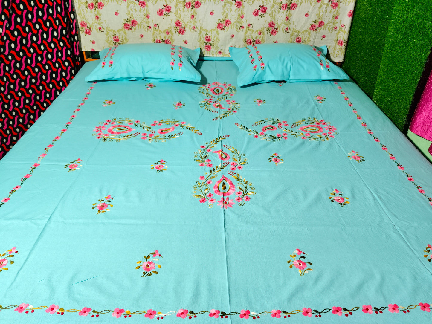Chikonwala's Hand Embroidered Floral Design Bedsheet