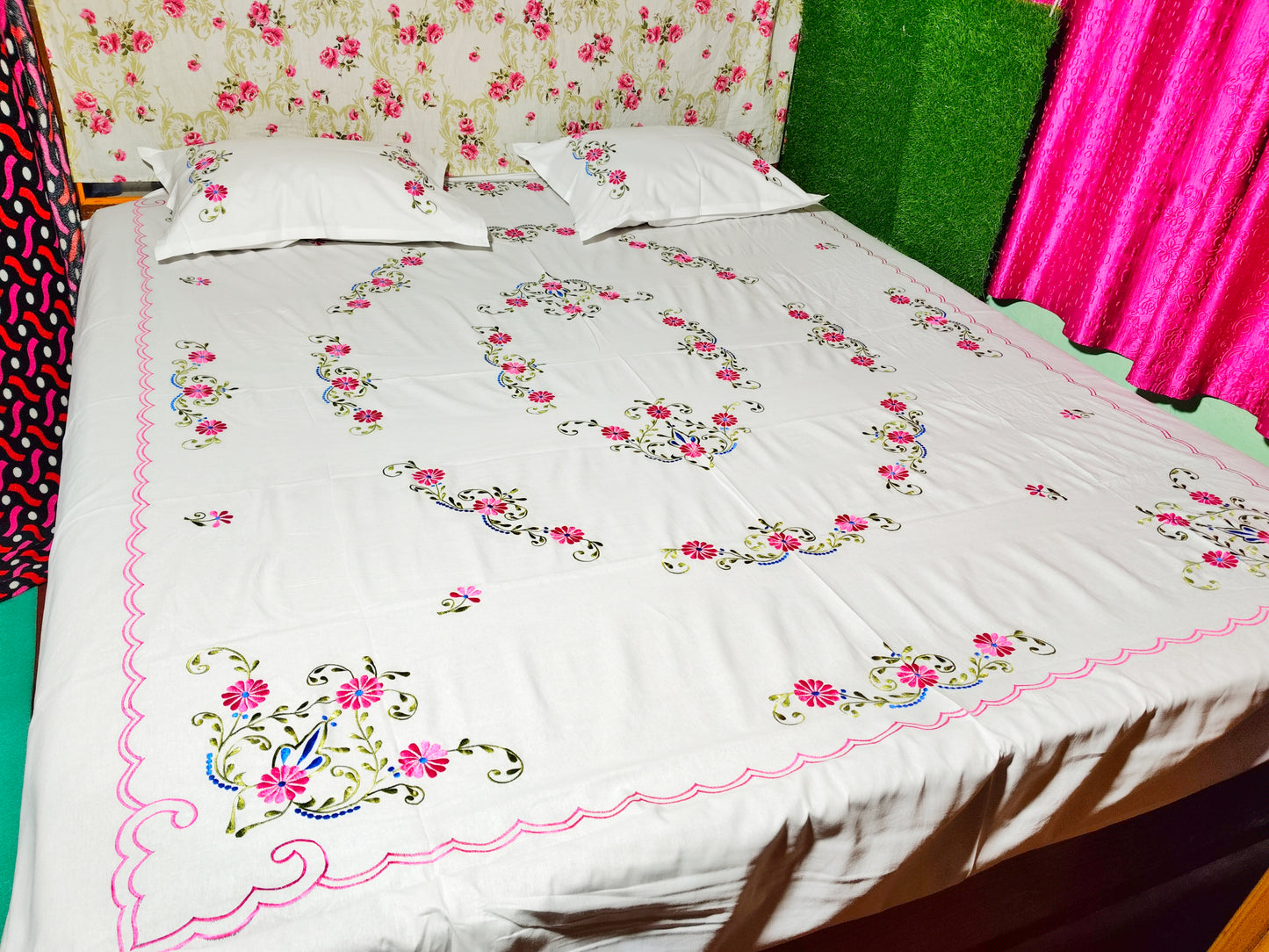 Chikonwala's Hand Embroidered Floral Design Bedsheet