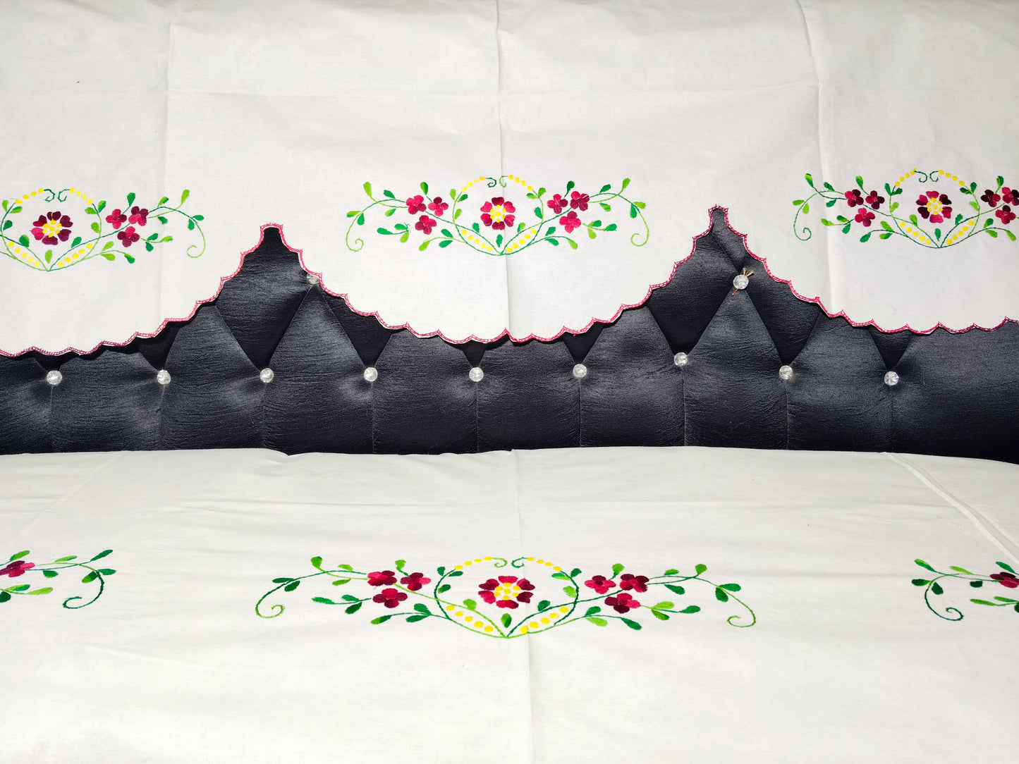 Hand Embroidered Sofa Cover (3+1+1 Seater)