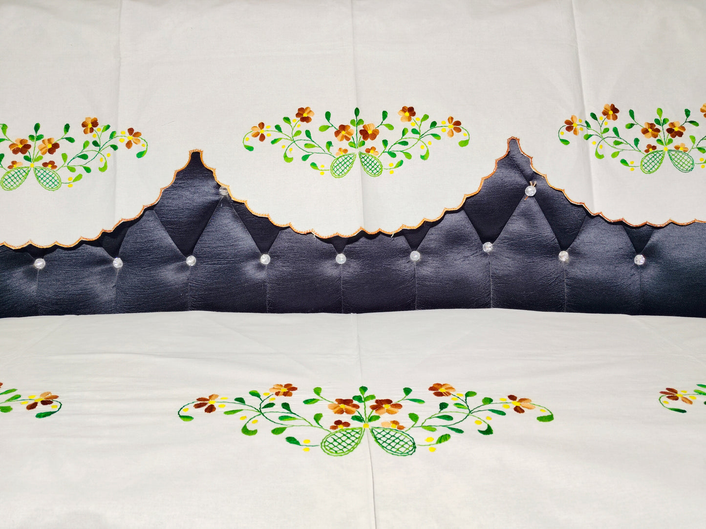 Hand Embroidered Sofa Cover (3+1+1 Seater)