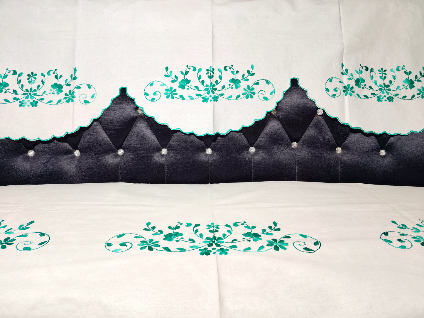 Hand Embroidered Sofa Cover (3+1+1 Seater)