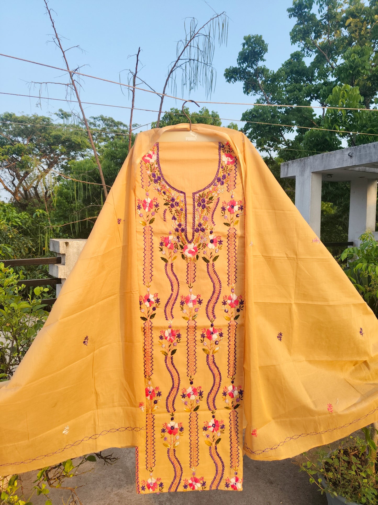 Chikonwala's Exclusive Hand Embroidered Kolkatakari Dress Material