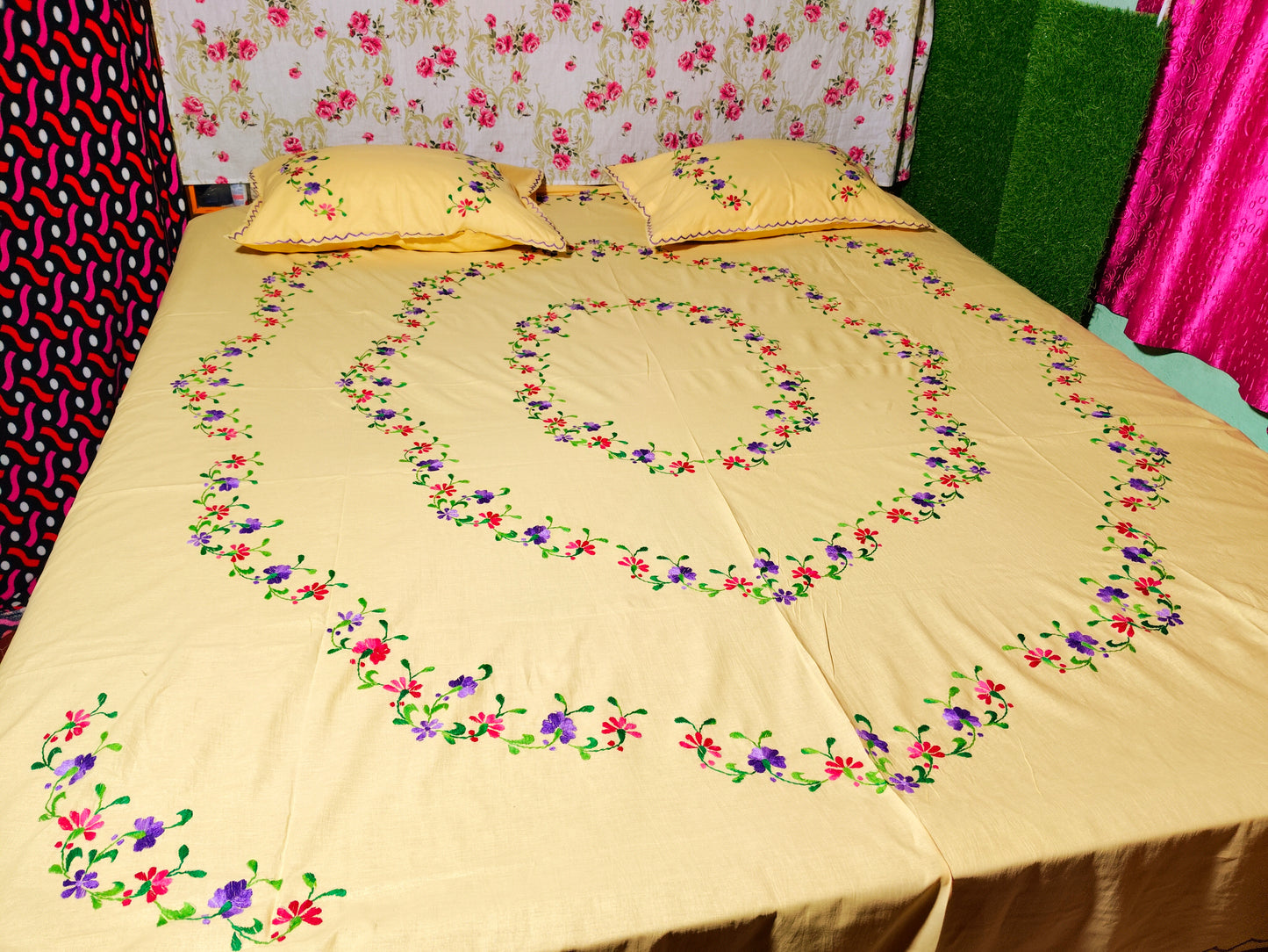Chikonwala's Hand Embroidered Floral Design Bedsheet