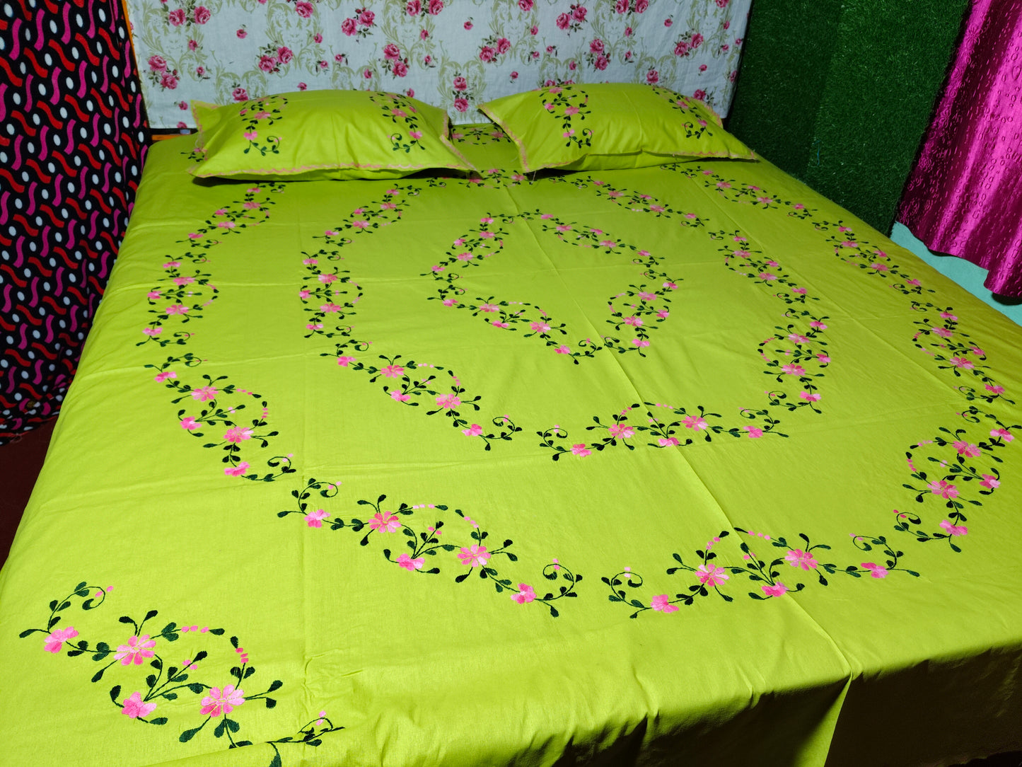 Chikonwala's Hand Embroidered Floral Design Bedsheet