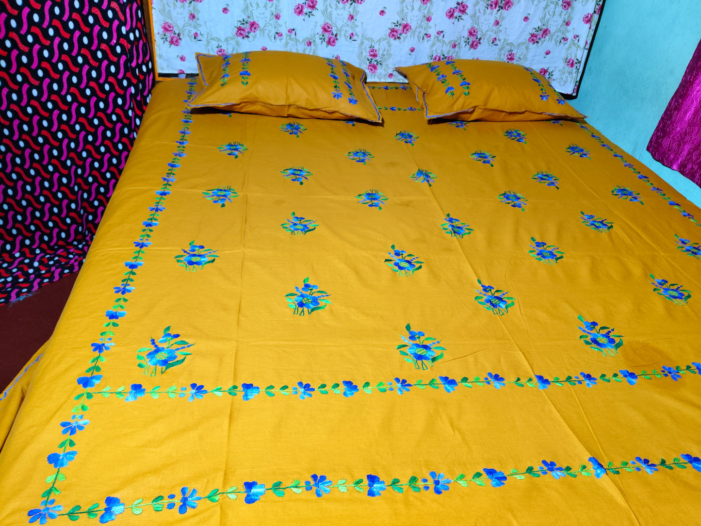Chikonwala's Hand Embroidered Floral Design Bedsheet