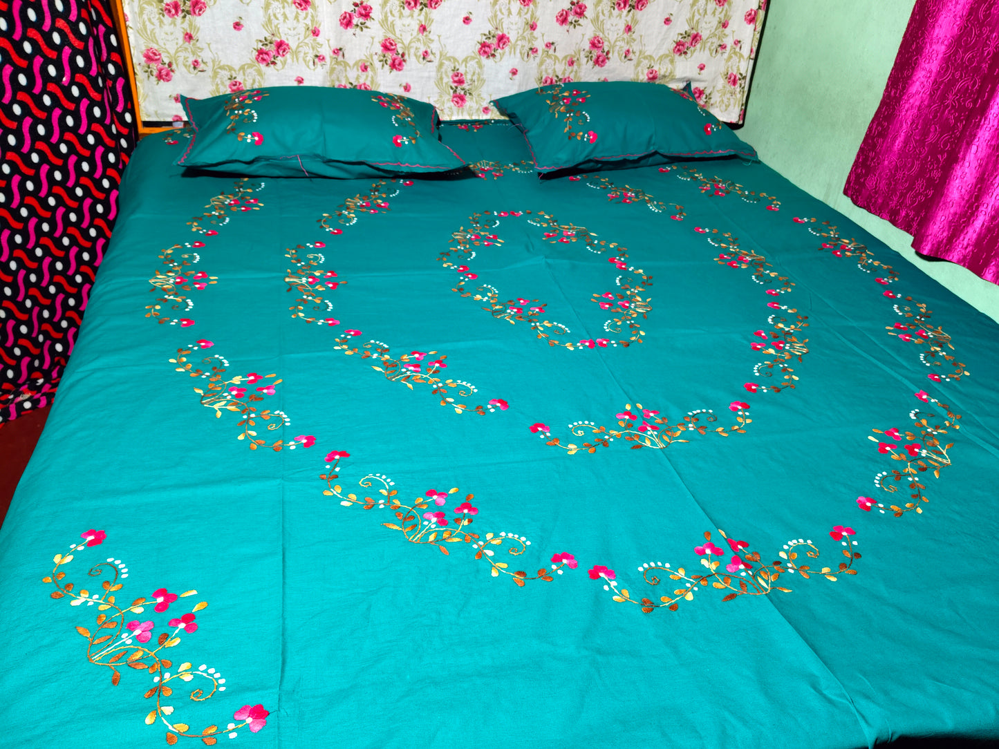 Chikonwala's Hand Embroidered Floral Design Bedsheet