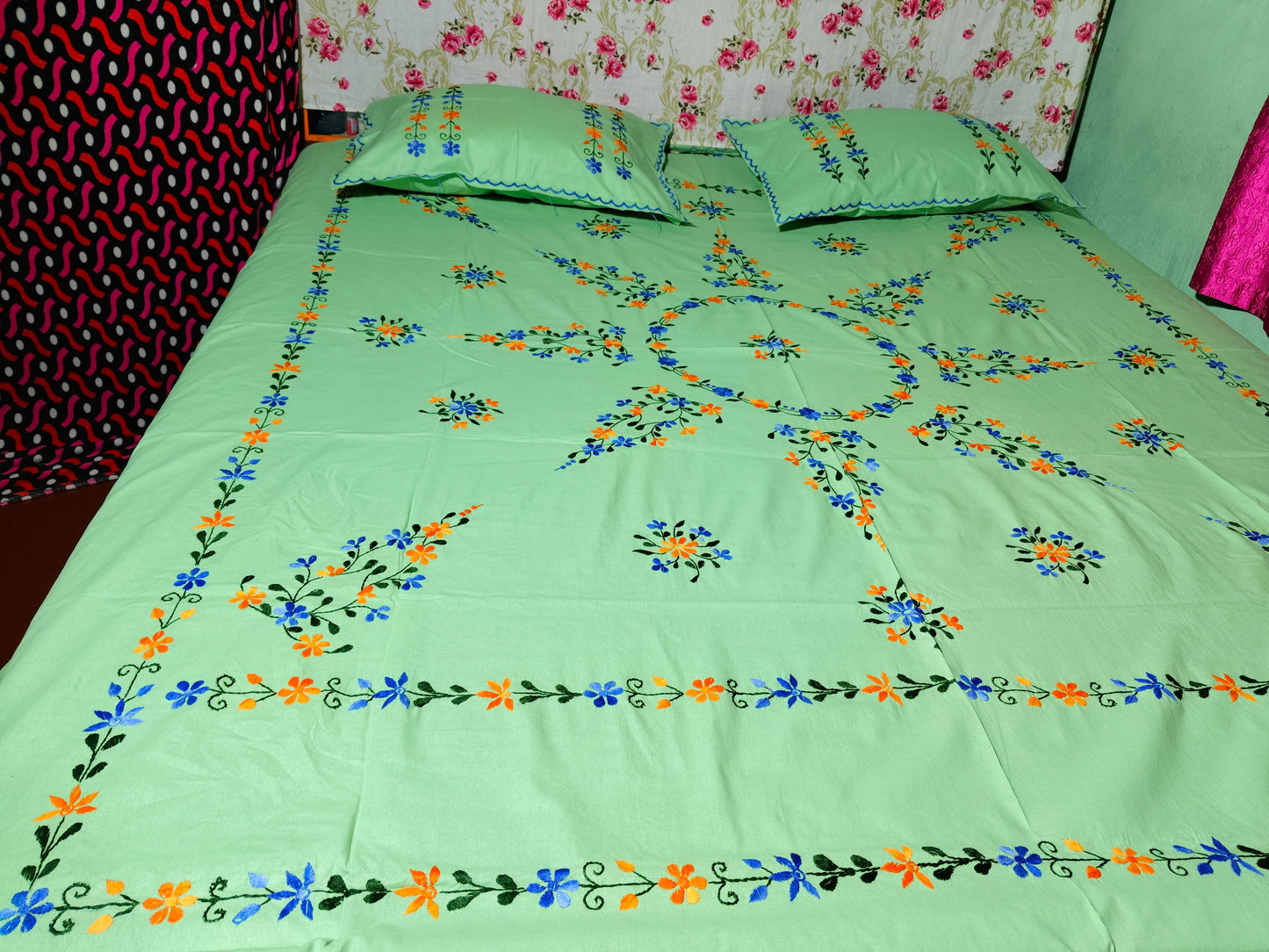 Chikonwala's Hand Embroidered Floral Design Bedsheet