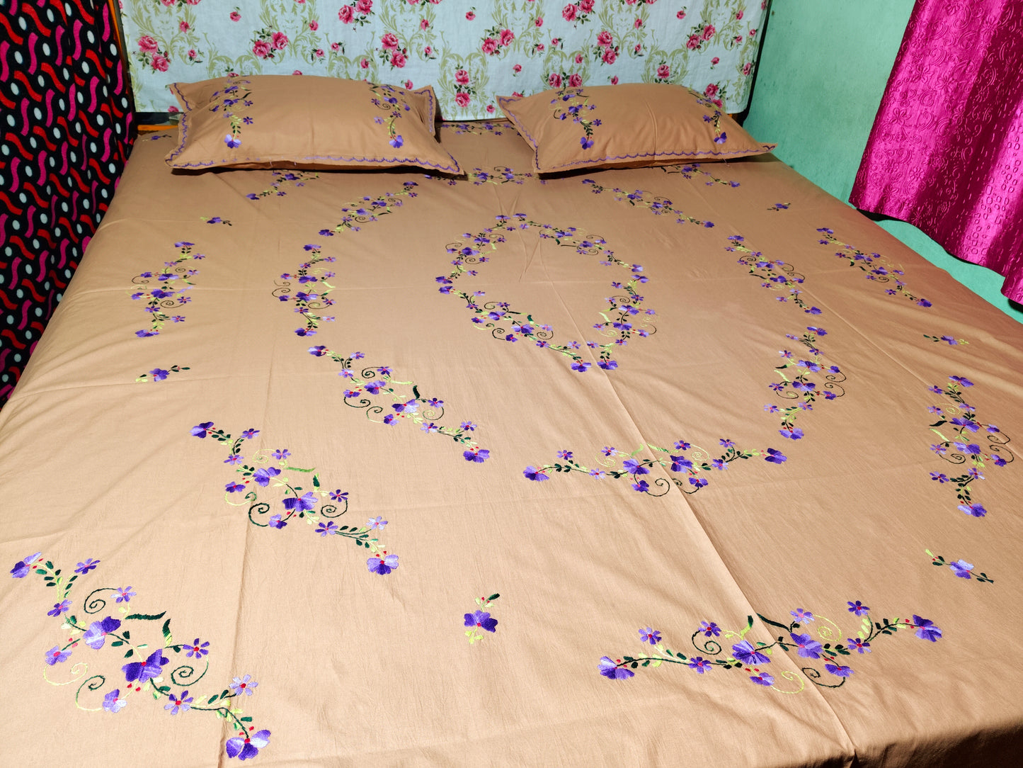 Chikonwala's Hand Embroidered Floral Design Bedsheet