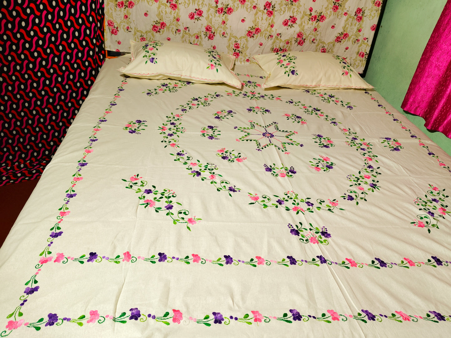 Chikonwala's Hand Embroidered Floral Design Bedsheet