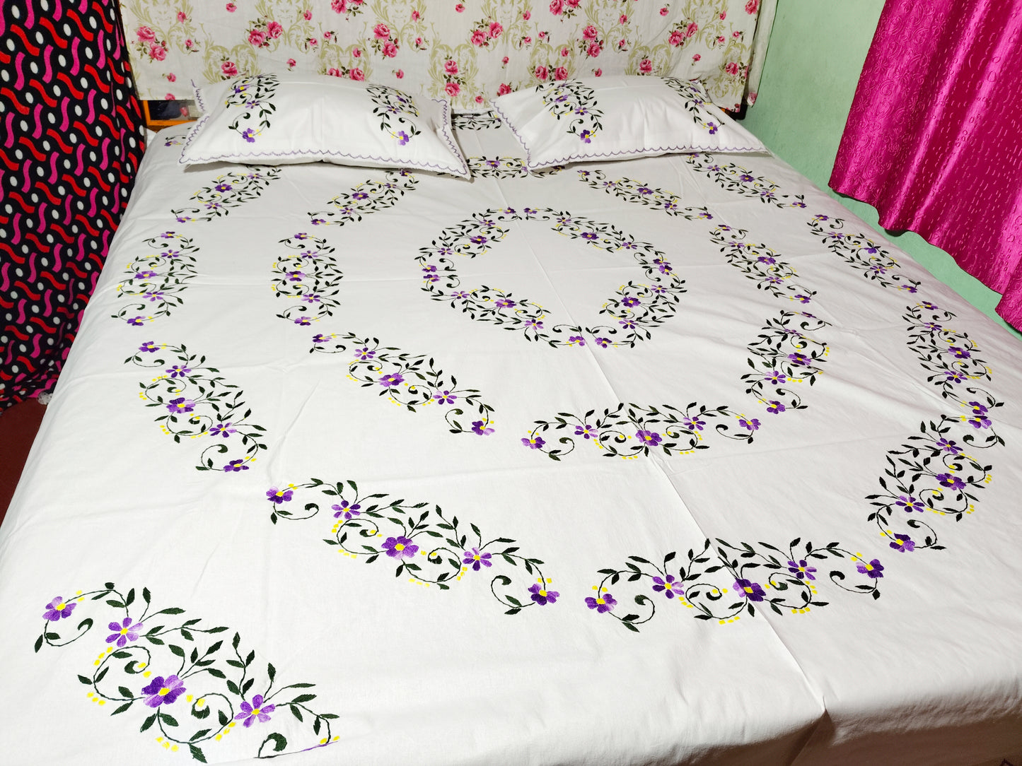Chikonwala's Hand Embroidered Floral Design Bedsheet