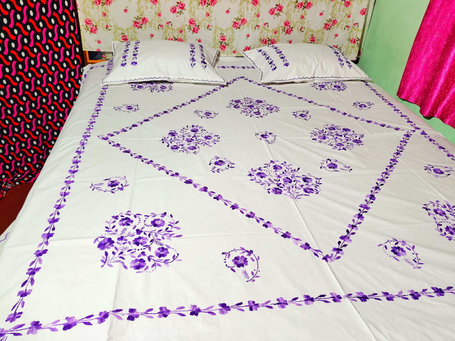 Chikonwala's Hand Embroidered Floral Design Bedsheet