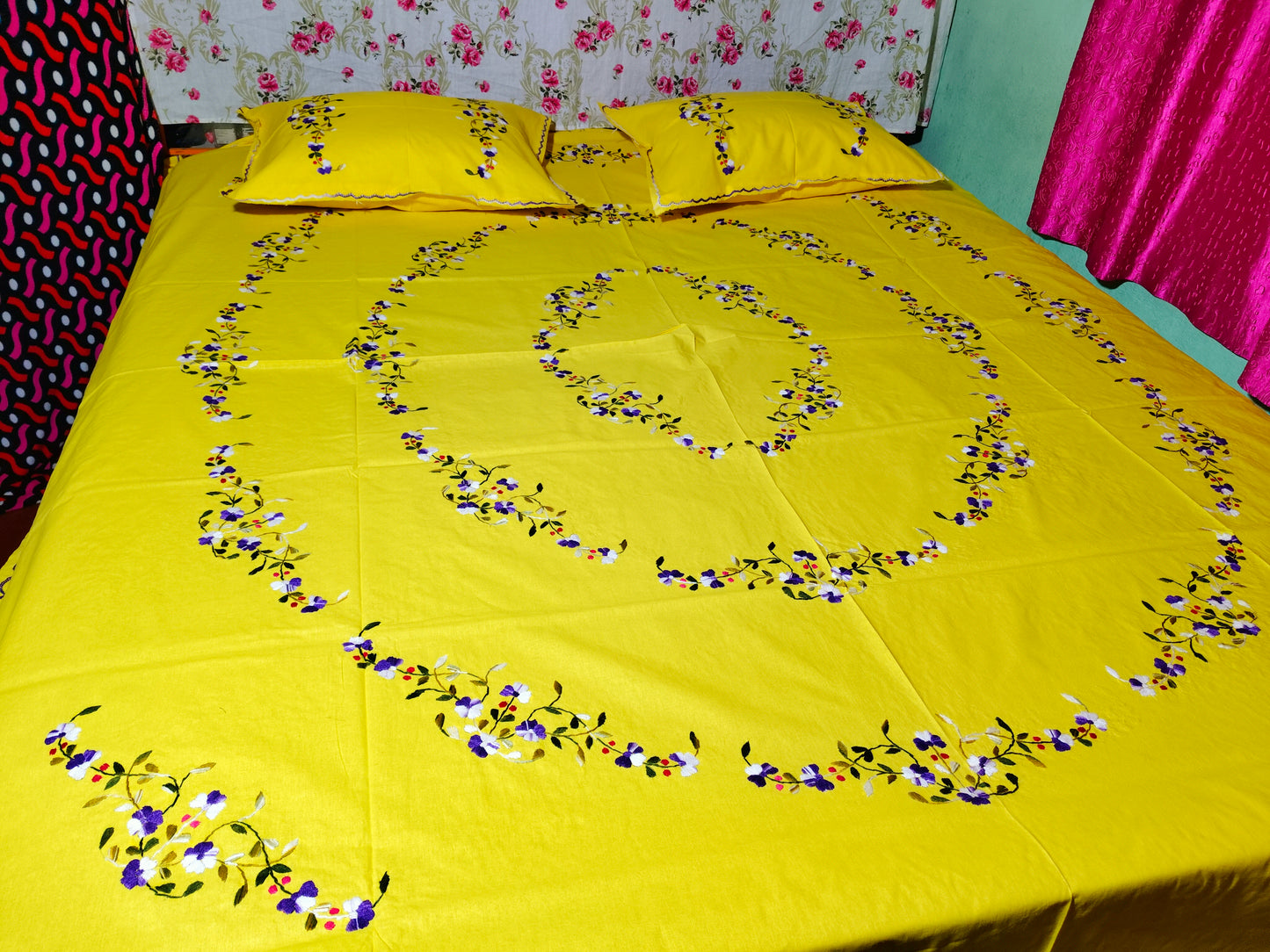 Chikonwala's Hand Embroidered Floral Design Bedsheet