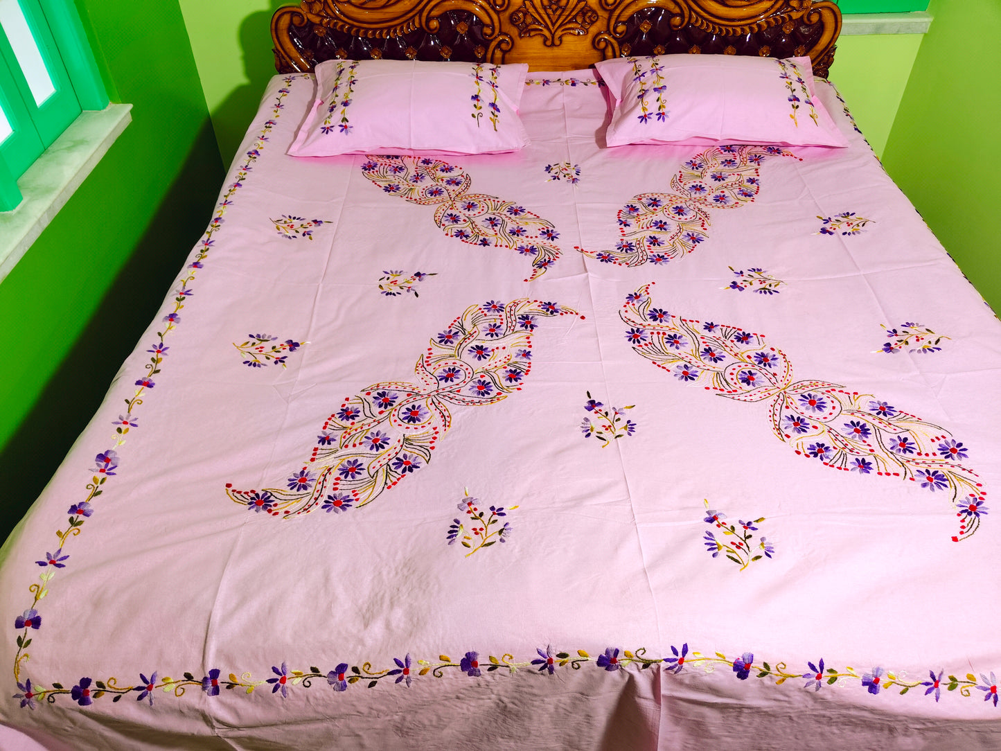 Chikonwala's Hand Embroidered Pure Cotton Bedsheet