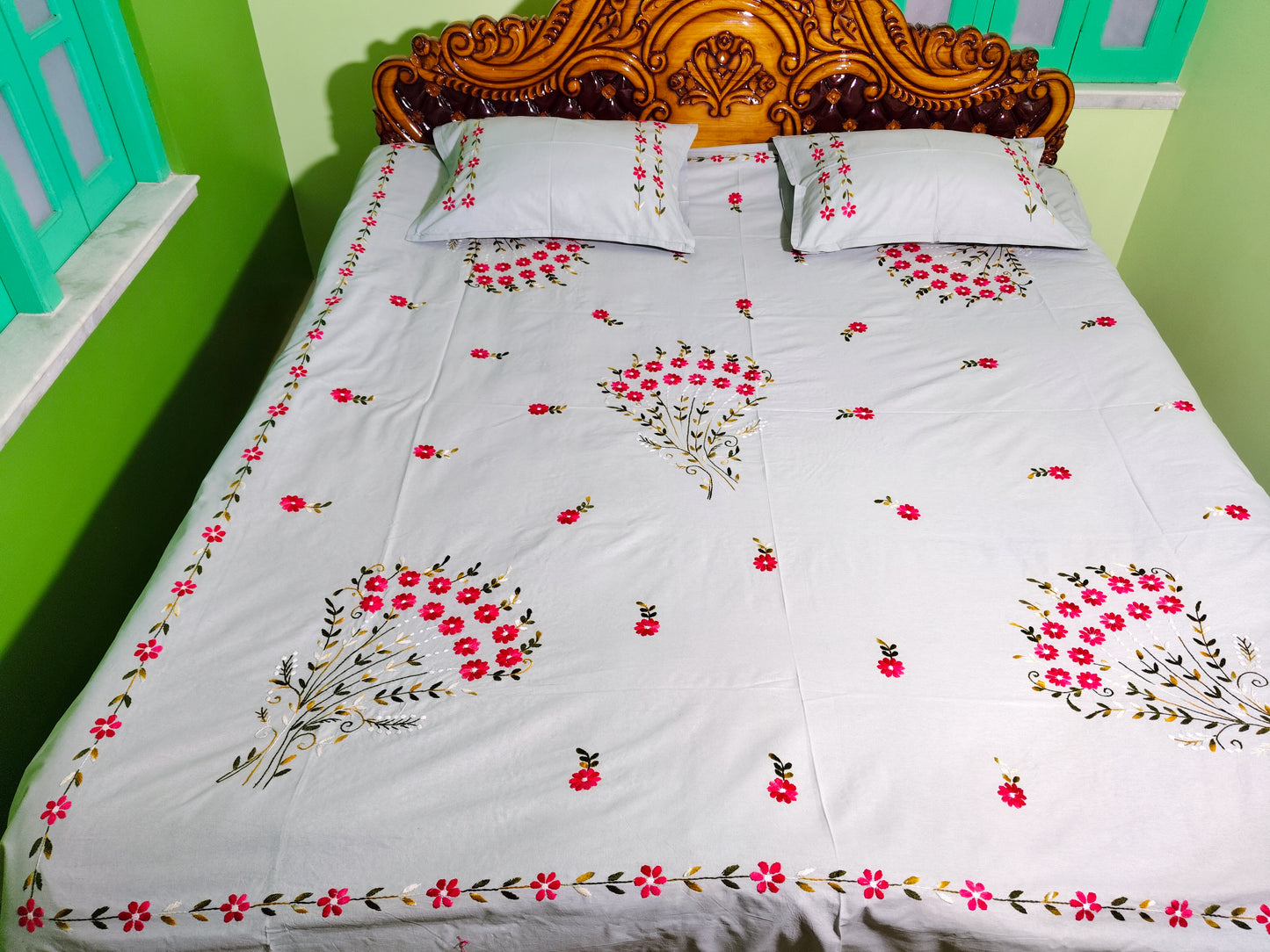 Chikonwala's Hand Embroidered Pure Cotton Bedsheet