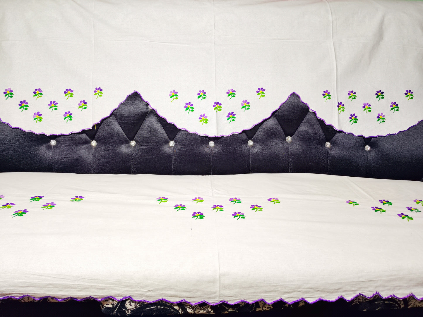 Hand Embroidered Sofa Cover (3+1+1 Seater)