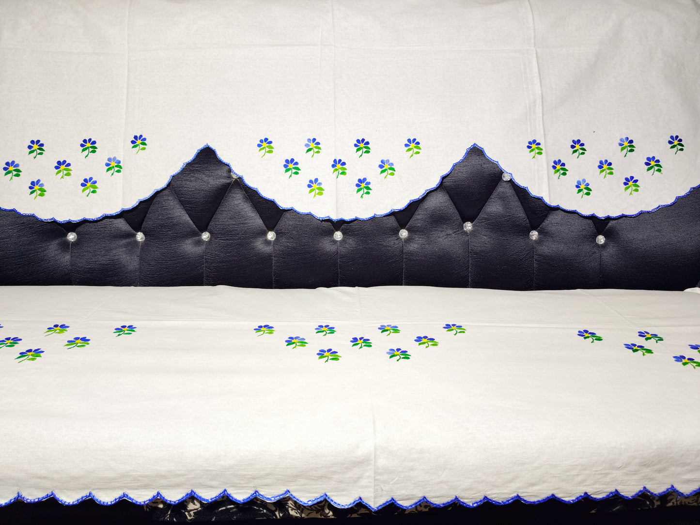 Hand Embroidered Sofa Cover (3+1+1 Seater)