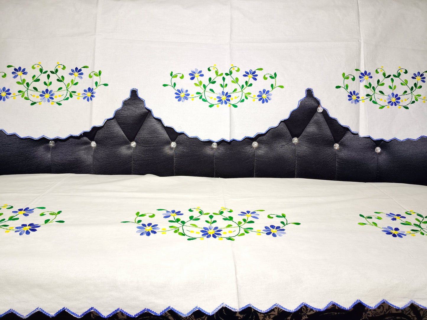 Hand Embroidered Sofa Cover (3+1+1 Seater)