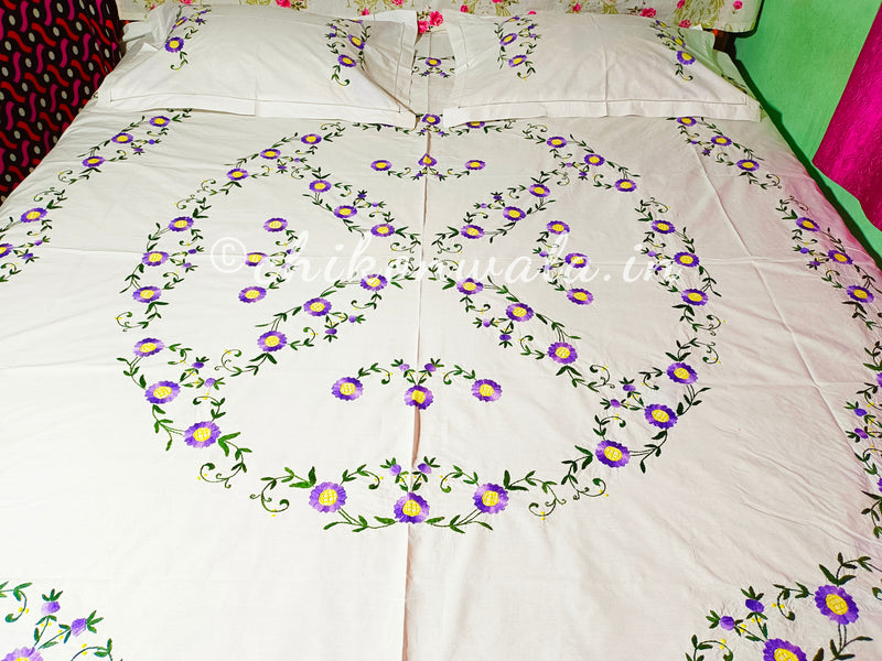 Chikonwala's Hand Embroidered Pure Cotton Bedsheet