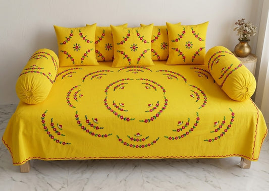 Chikonwala's Hand Crafted Diwan Set